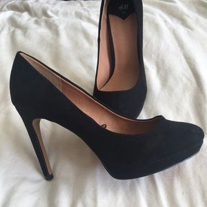 H&M black pump heels